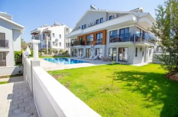 Three bedroom spacious apartment in Hisaronu for sale